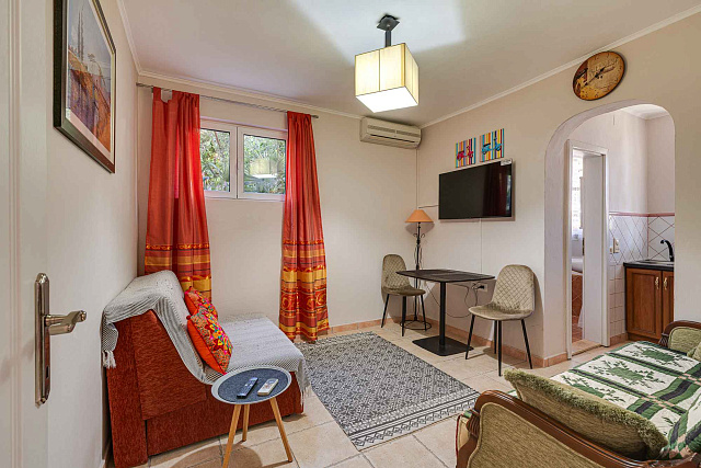 Villa with 3 Separate Apartments – Ideal Investment Opportunity for a Mini-Hotel — photo 53